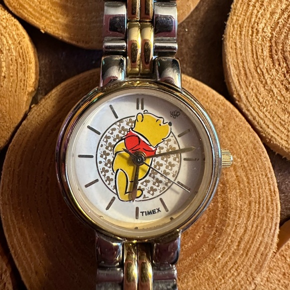 Vintage Disney Winnie the Pooh watch - Picture 2 of 4